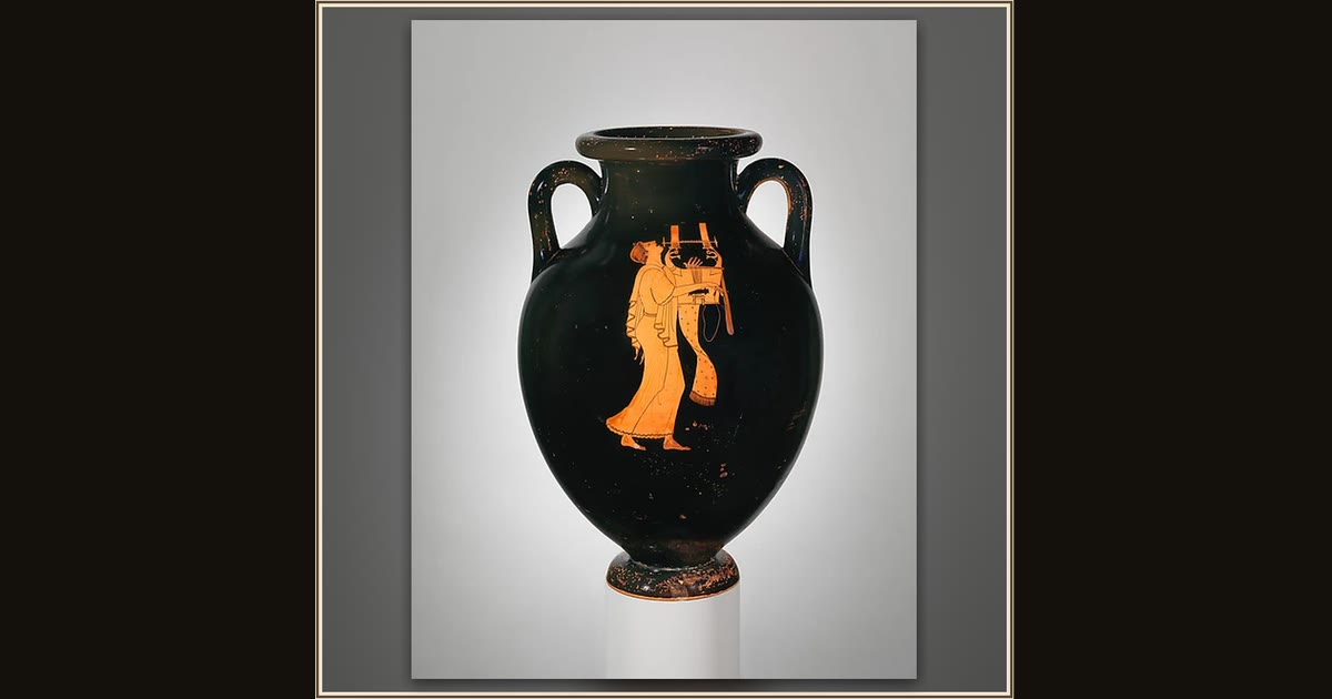 Terracotta amphora (jar) by Attributed to the Berlin Painter